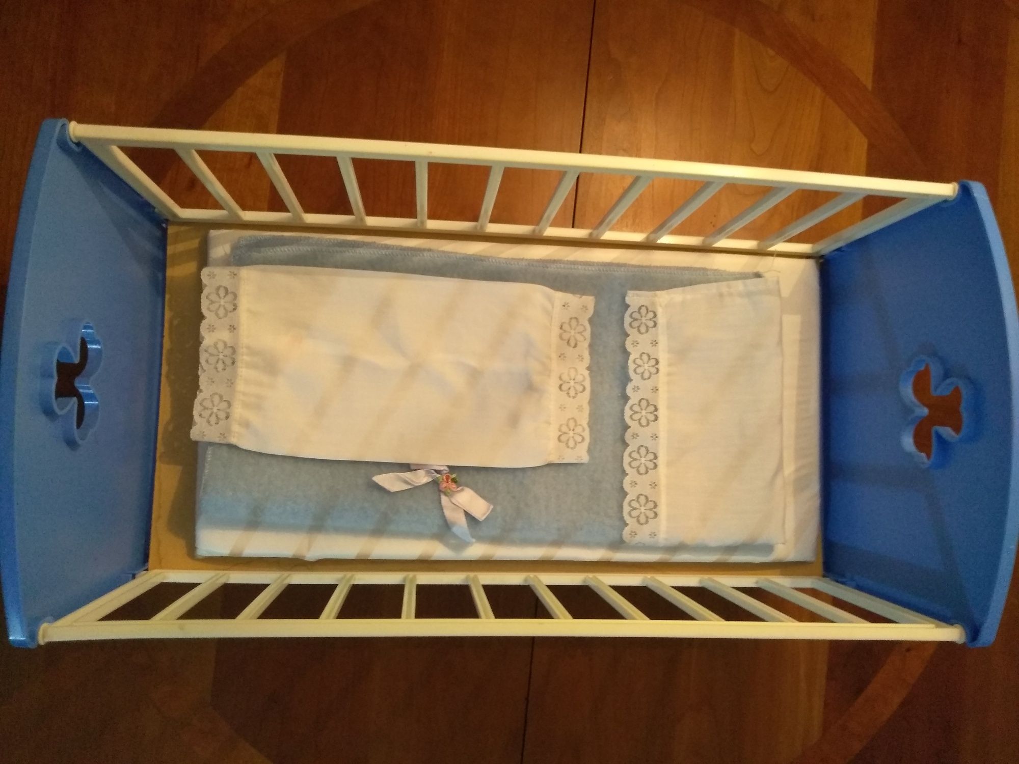 Cama de balanço para Nenuco anos 70