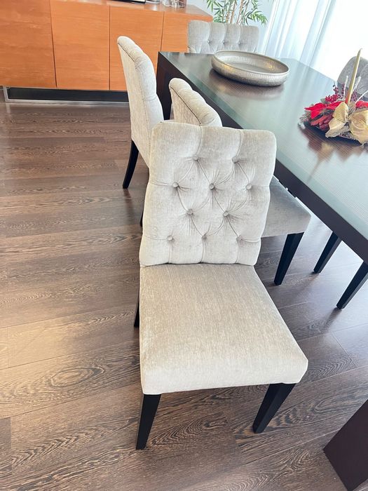 Sofa e cadeiroes