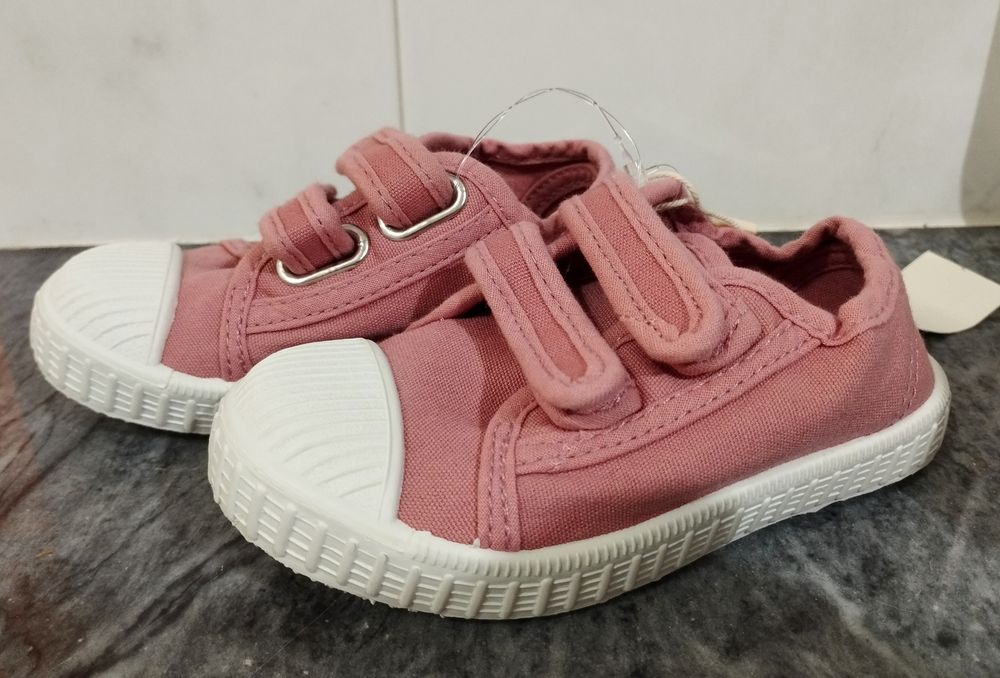 Sapatilhas Rosa Novas da Unit Shoes - Tam. 24