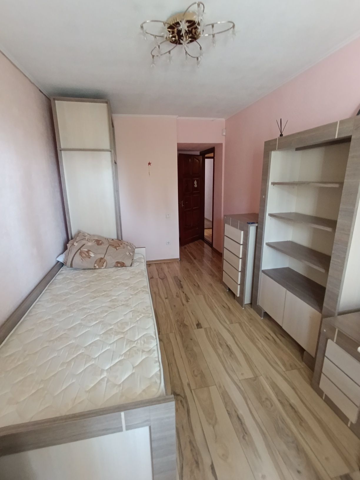 Продам 3 х ком квартиру на Крымском бульваре/ Заболотного