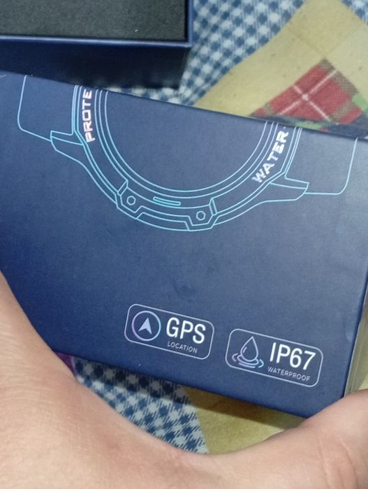 Smartwatch novo em caixa e com entrada cartão sim nano