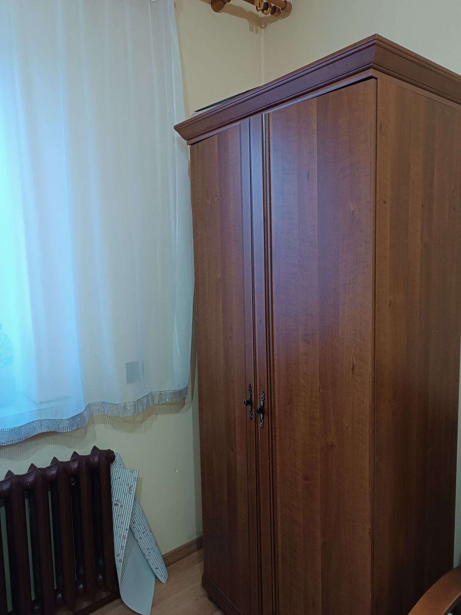 Meblościanka z szafą