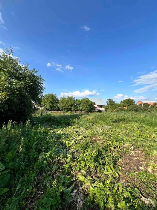 Продам земельну ділянку під забудову 18с 7218