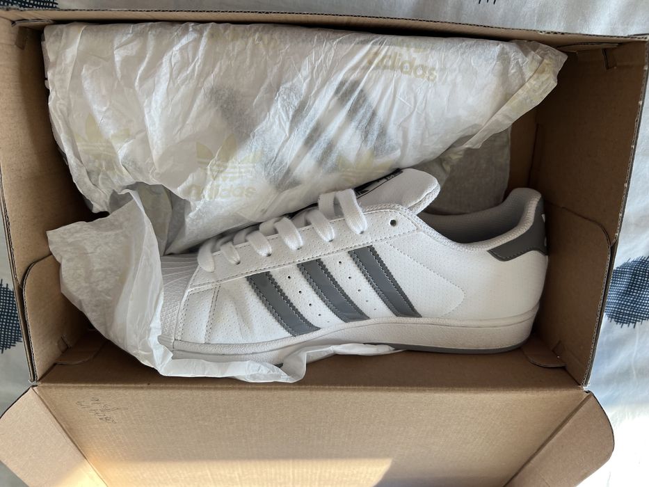 Adidas Superstar