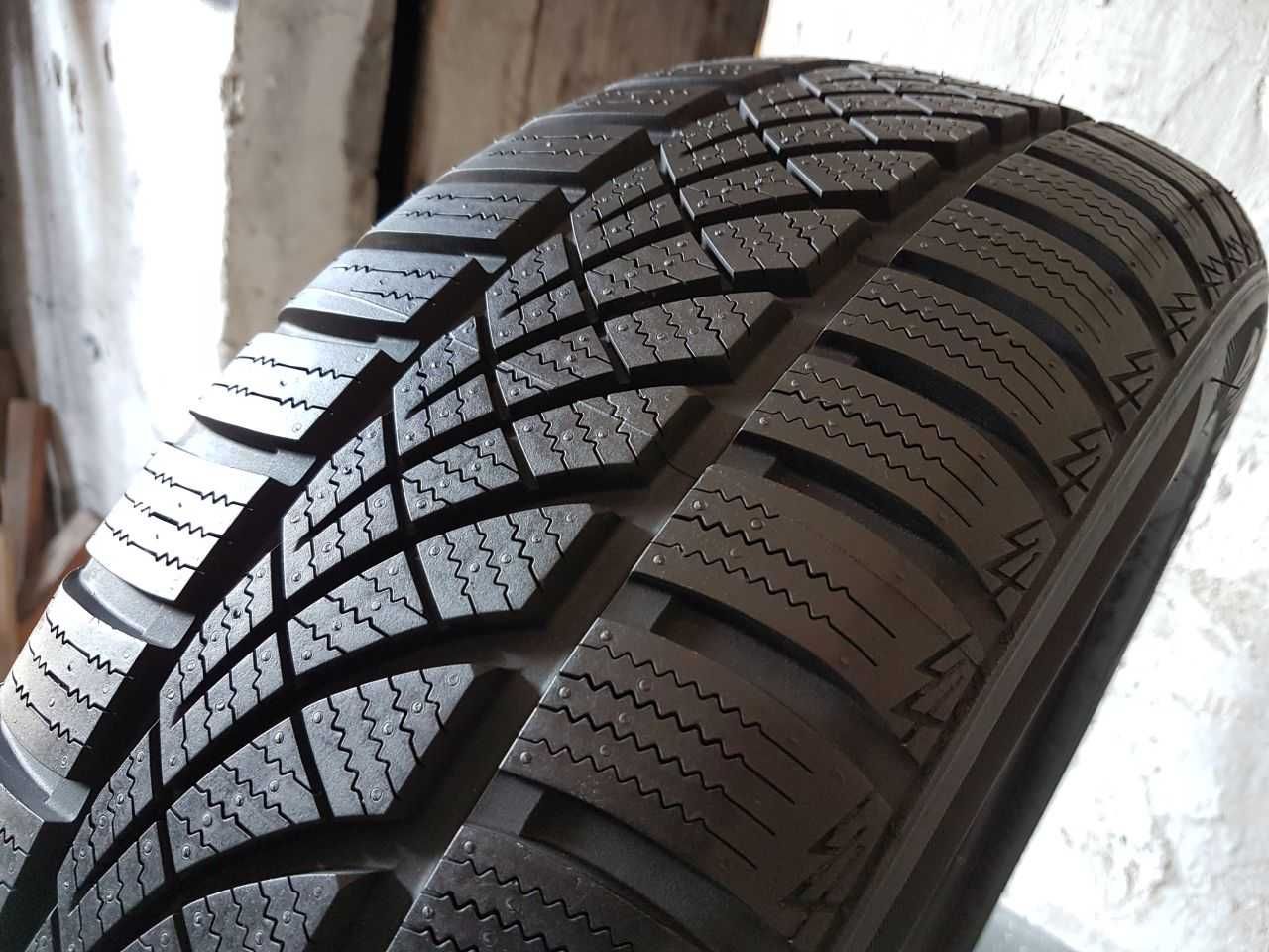 Opona Jak Nowa Demo całoroczna 195/60R15 8,4mm Hankook Optimo 4S