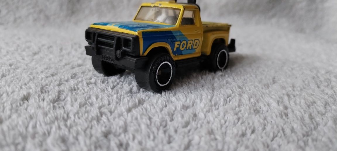 Matchbox flareside pick up z 1989 r