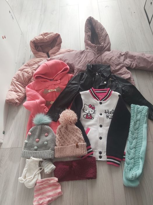 Kurtki, buty, ubranka r. 116.