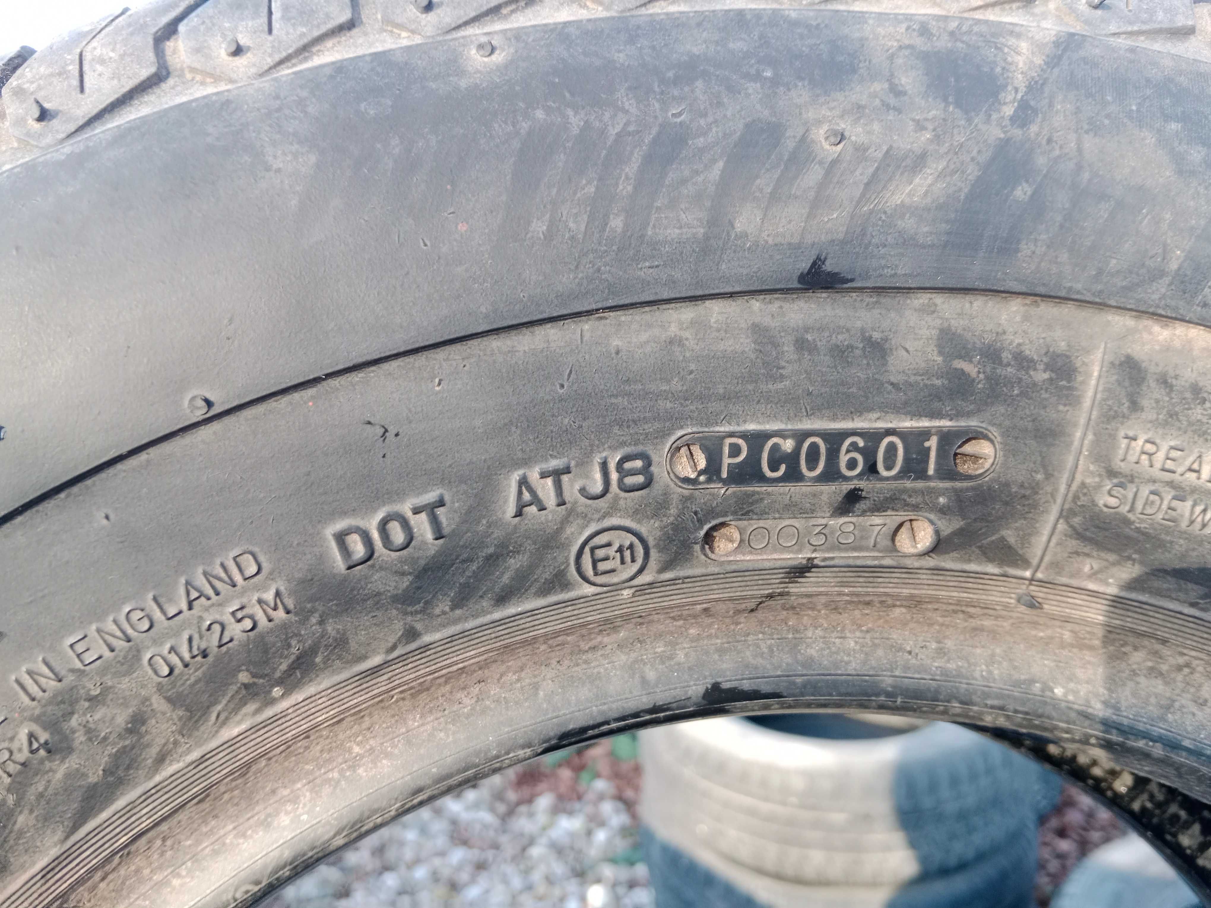 Opona używana 195/80R14C Avon Supervan AV4 1szt.