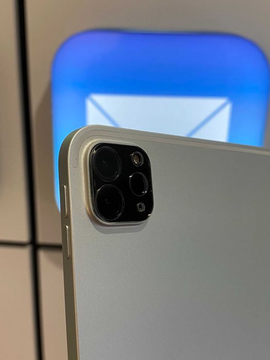 Apple iPad Pro 4 12.9 128GB Silver Батарея 100% Состояние как новый