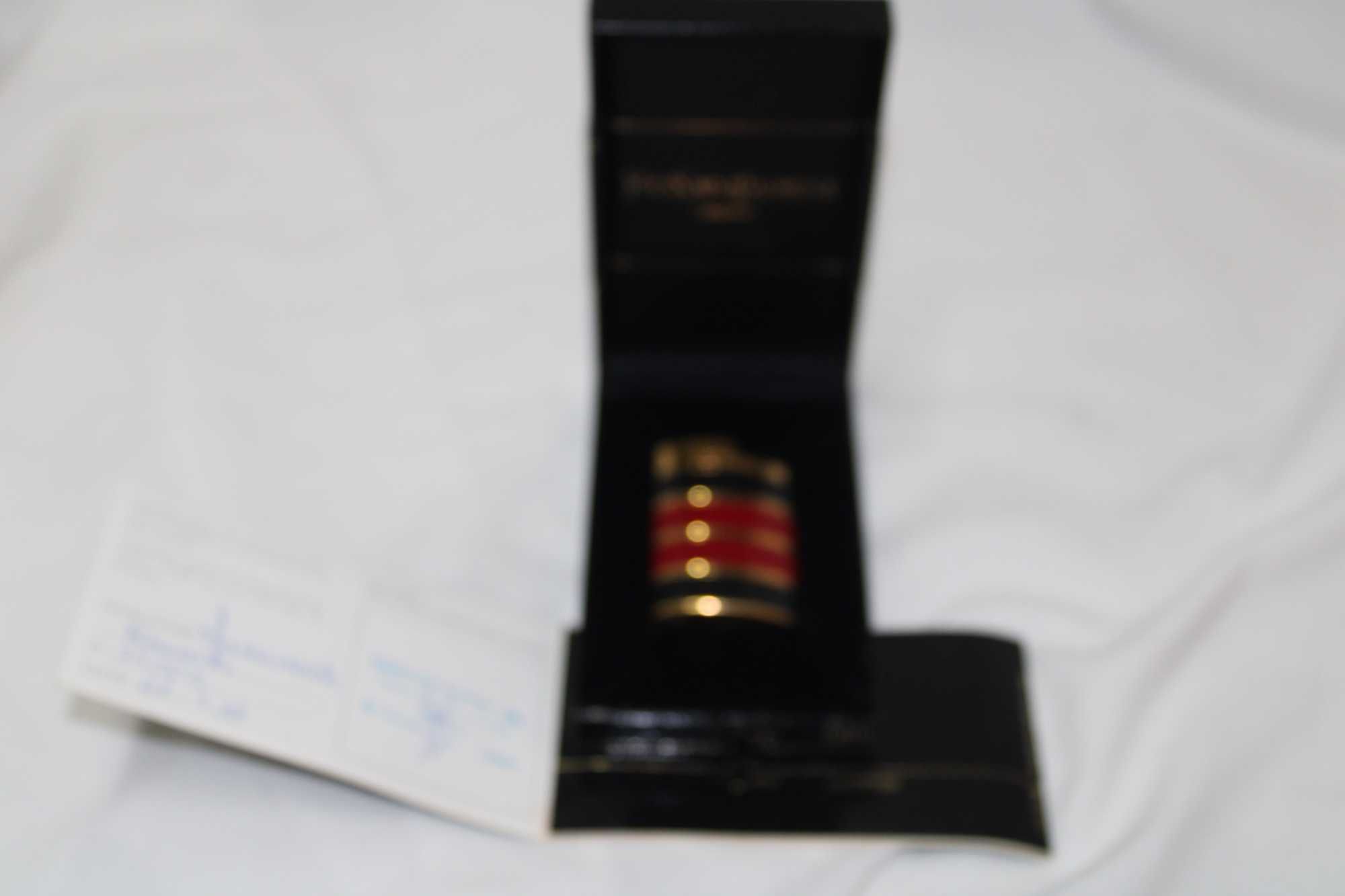 Isqueiro   YvesSaintLaurent  Collection, caixa original e certificado