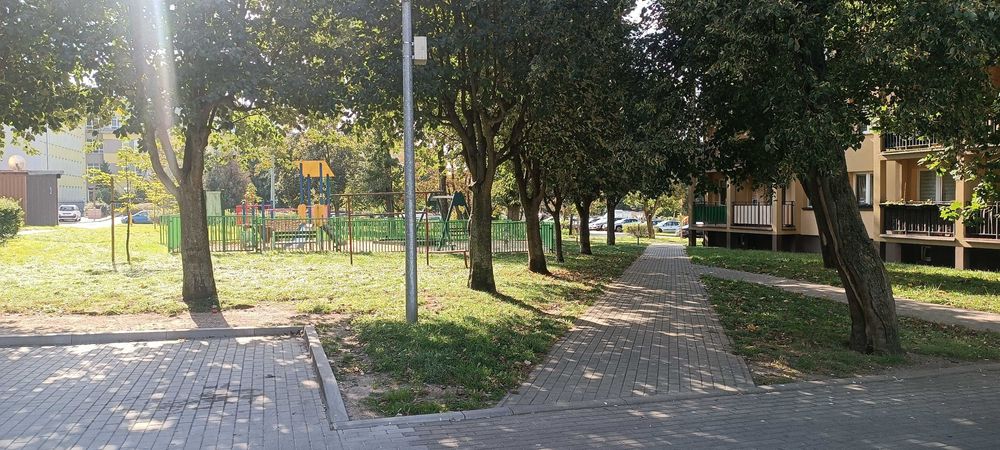 Wynajmę mieszkanie w Łomży przy ul. Polowej, dwa pokoje, w centrum.