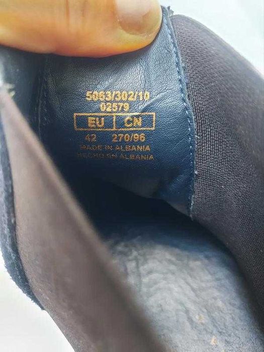 Чоловічі замшеві черевики челсі zara