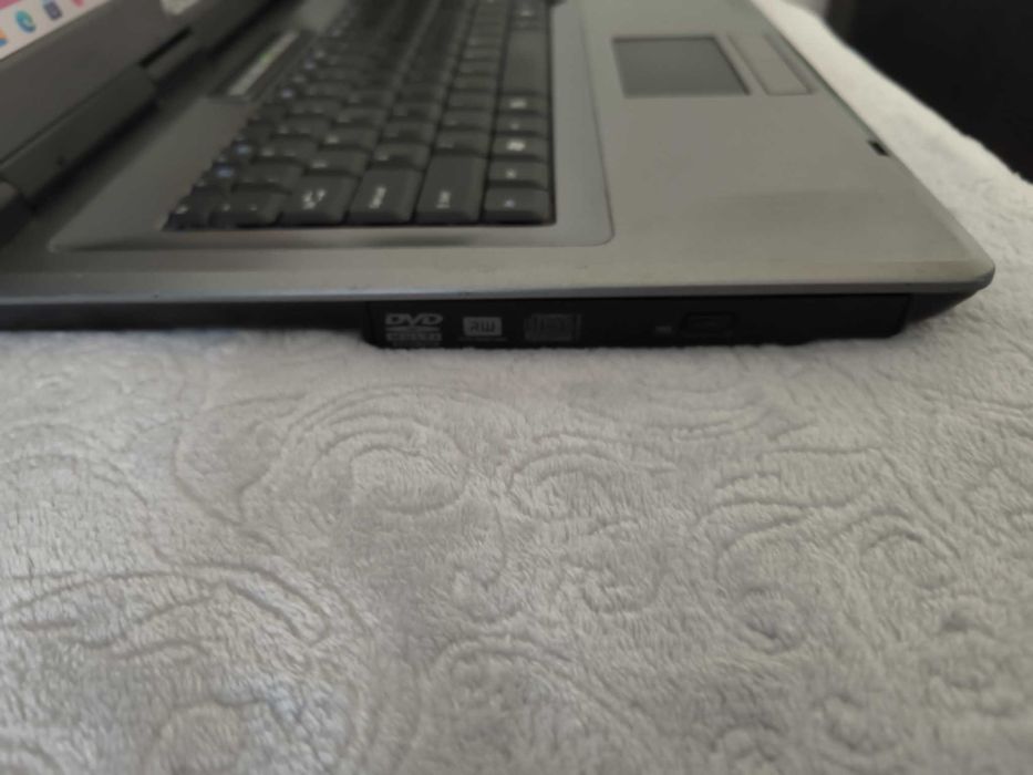 Laptop Asus Intel WiFi Bluetooth Win 11