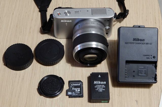 Aparat Nikon 1 J1 + obiektyw 30-110, super komplet, stan bardzo dobry!