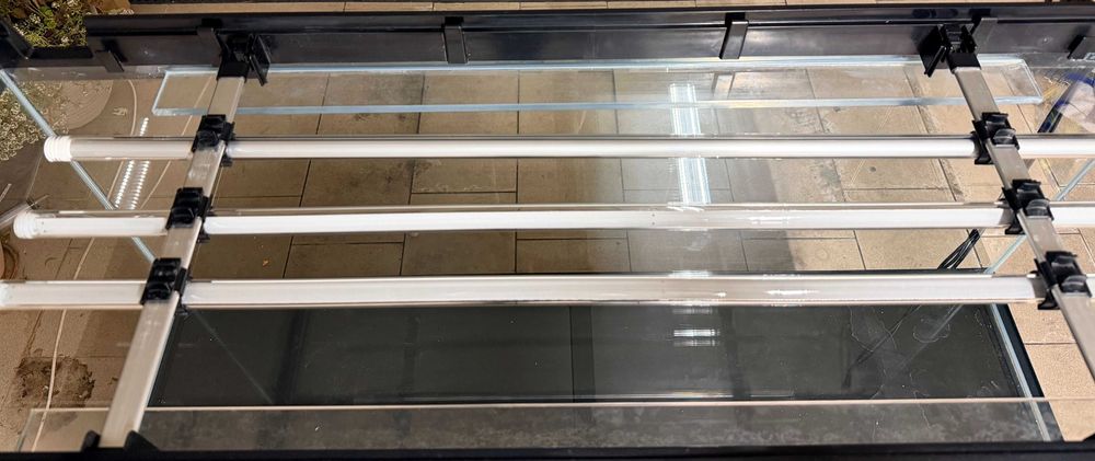 Akwarium Aquael 240l - zestaw z szafką