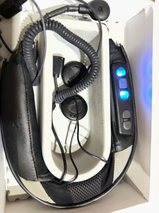 Dwa interkomy motocyklowe Schuberth SRC Cardo