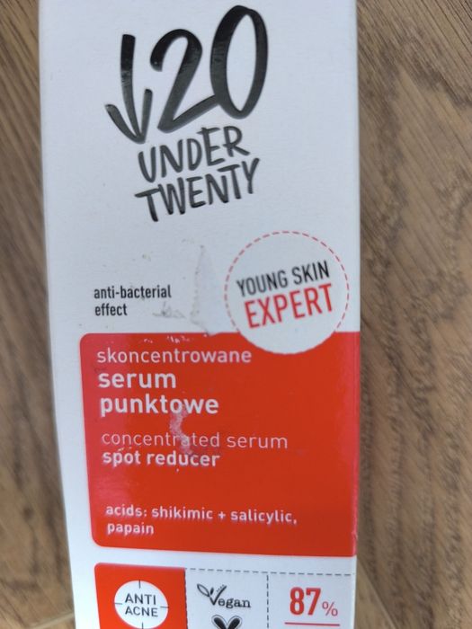 Under Twenty serum punktowe