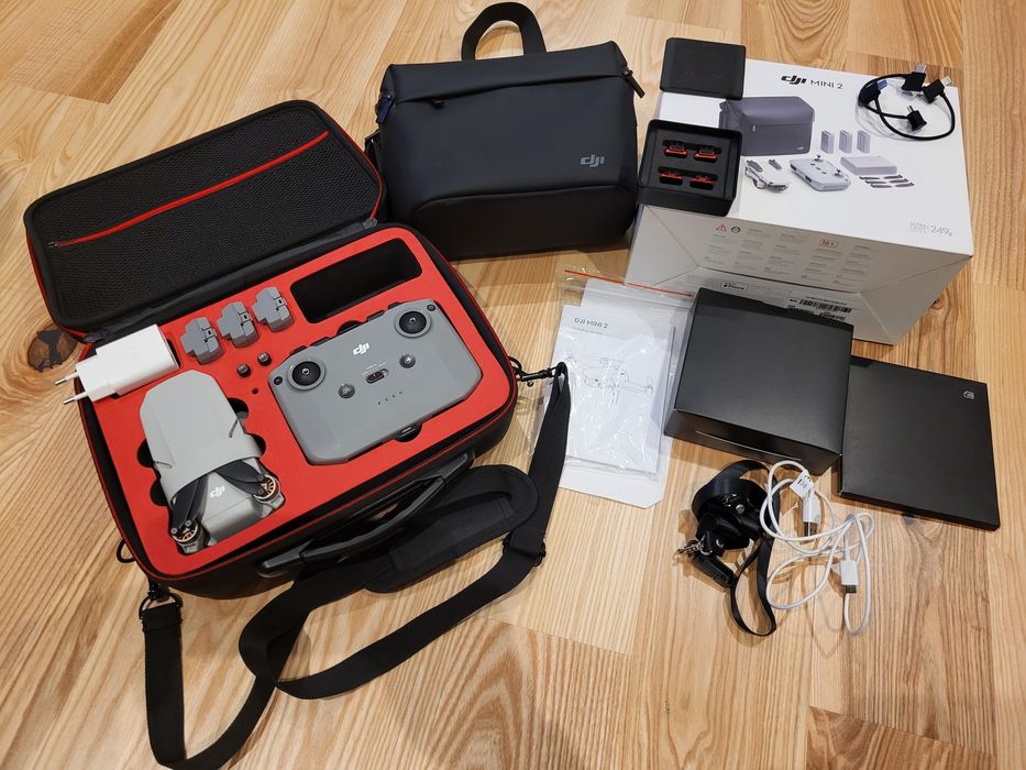 DJI Mini 2 fly more combo