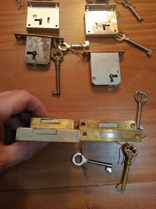 Fechaduras Móveis JVAL Novas