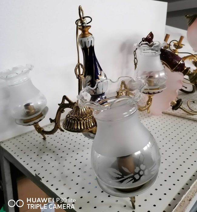 Candeeiro Tecto com  o centro em porcelana