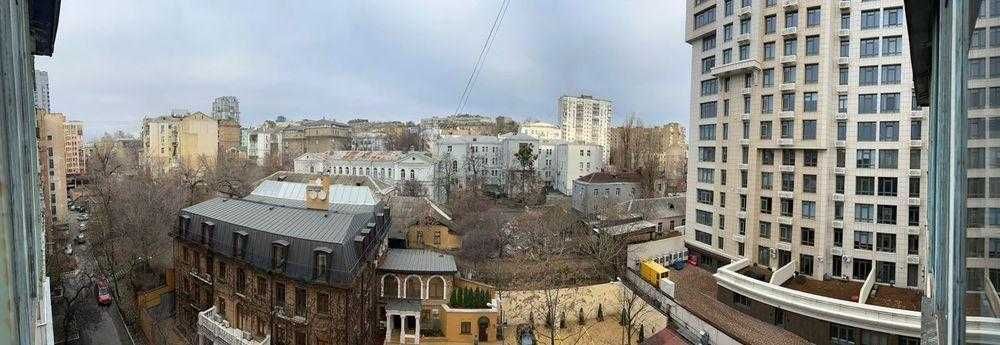 Продам 2 к вул.Жилянська 72  м.Університет