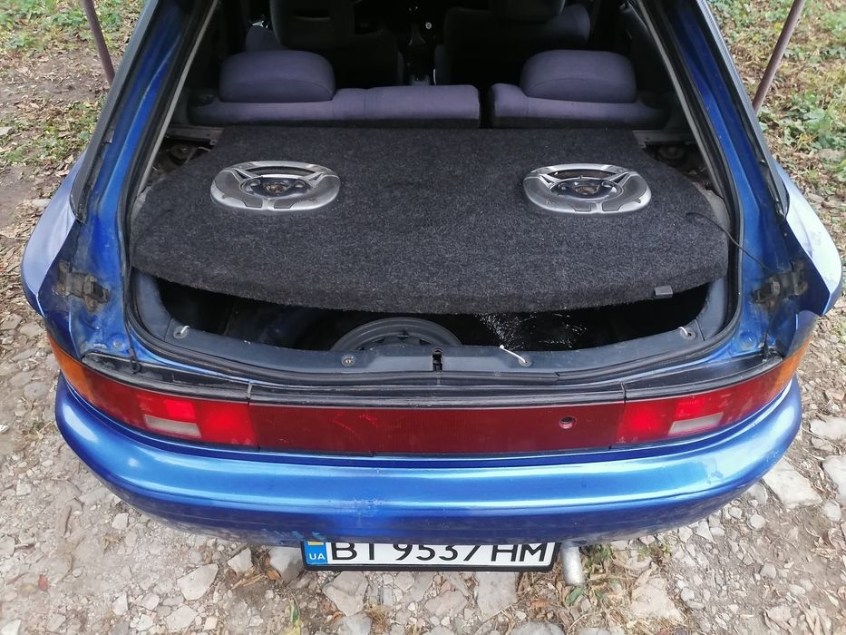 Мазда - 323  Сліпа 1.6-16v