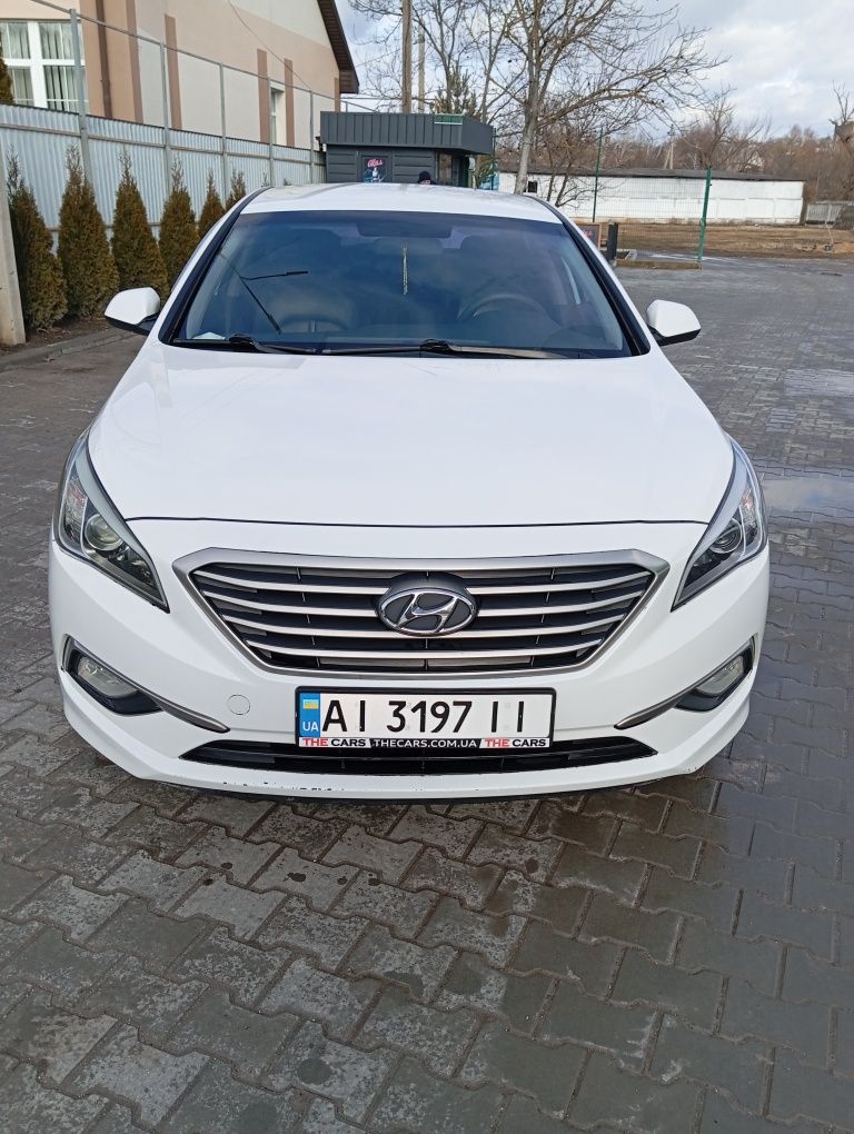 Hyundai Sonata LF