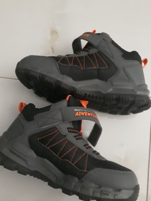 Черевики,ботінки  Skechers р.36