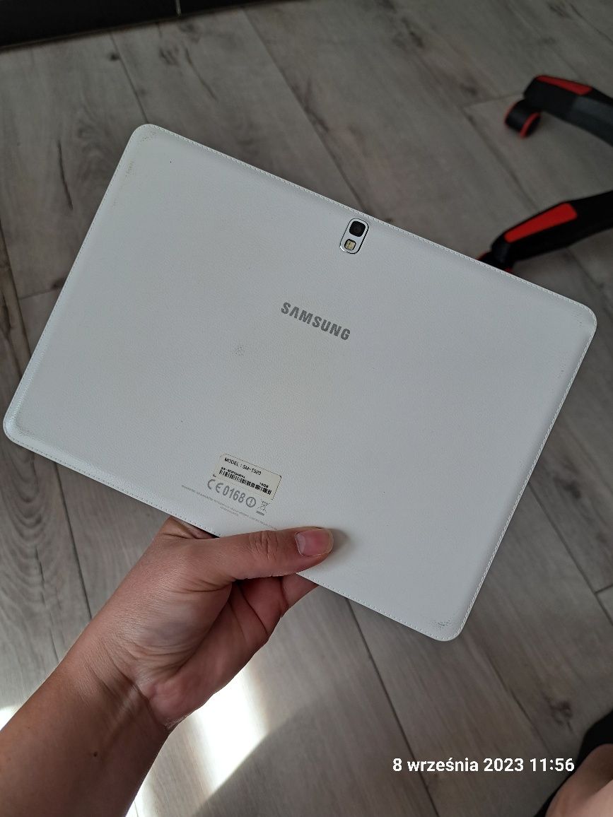 Tablet samsung SM-T520