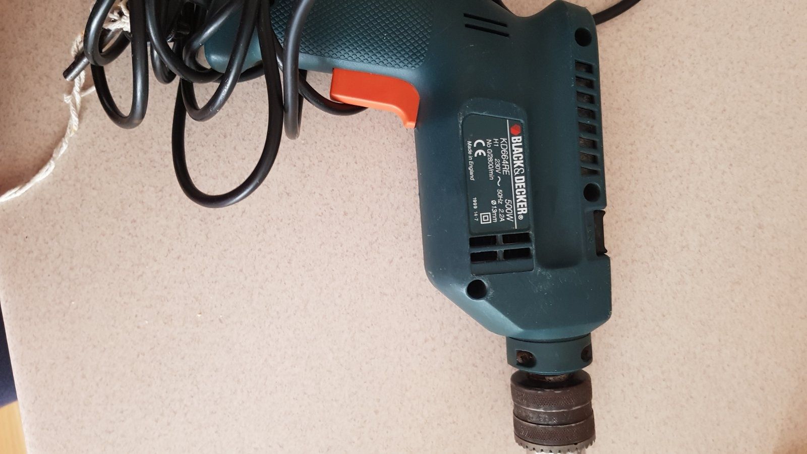 Дрель ударна black decker 500w