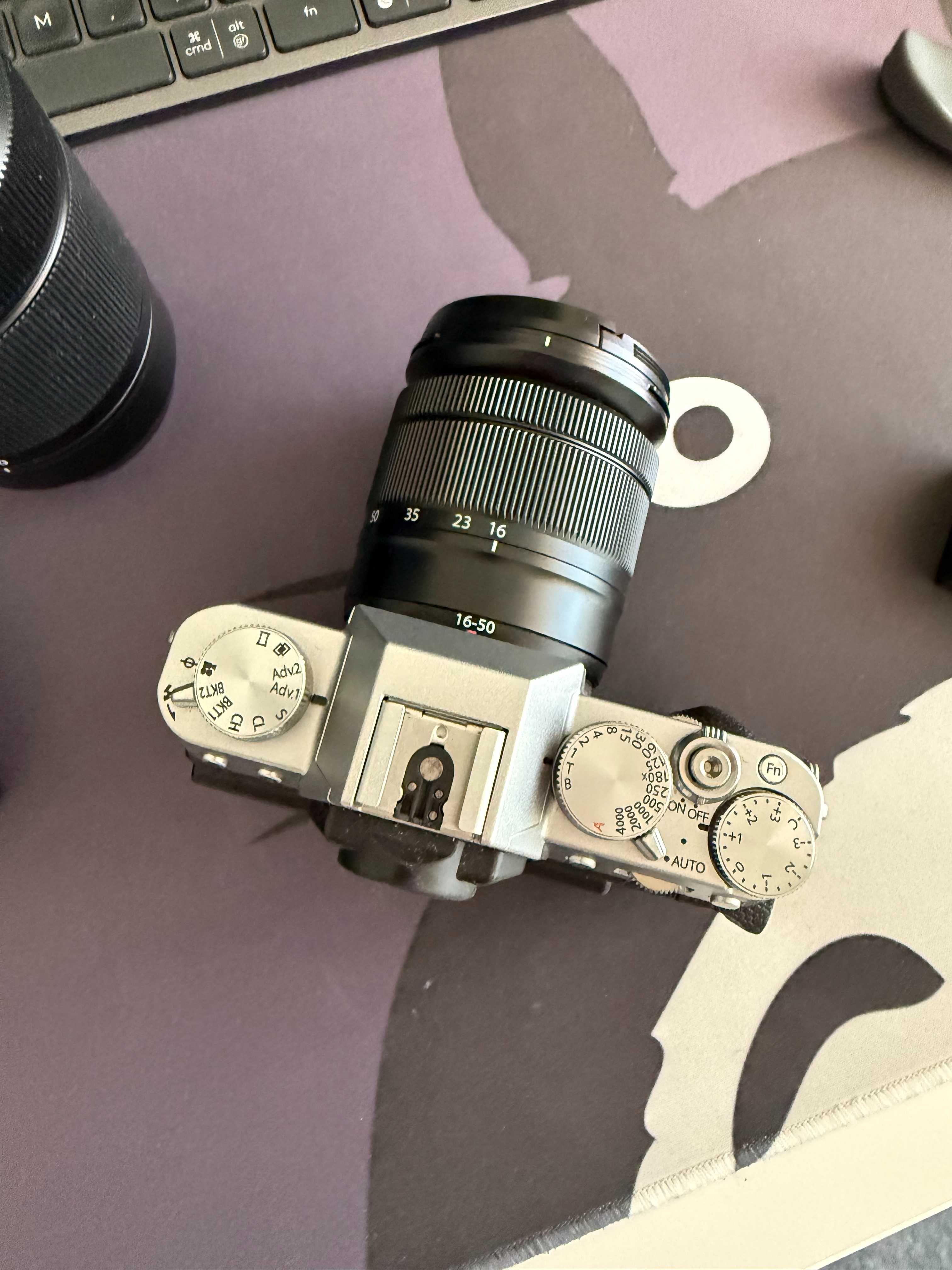 Máquina Fotográfica Fujifilm XT-20 + Extras - Pouco Usada