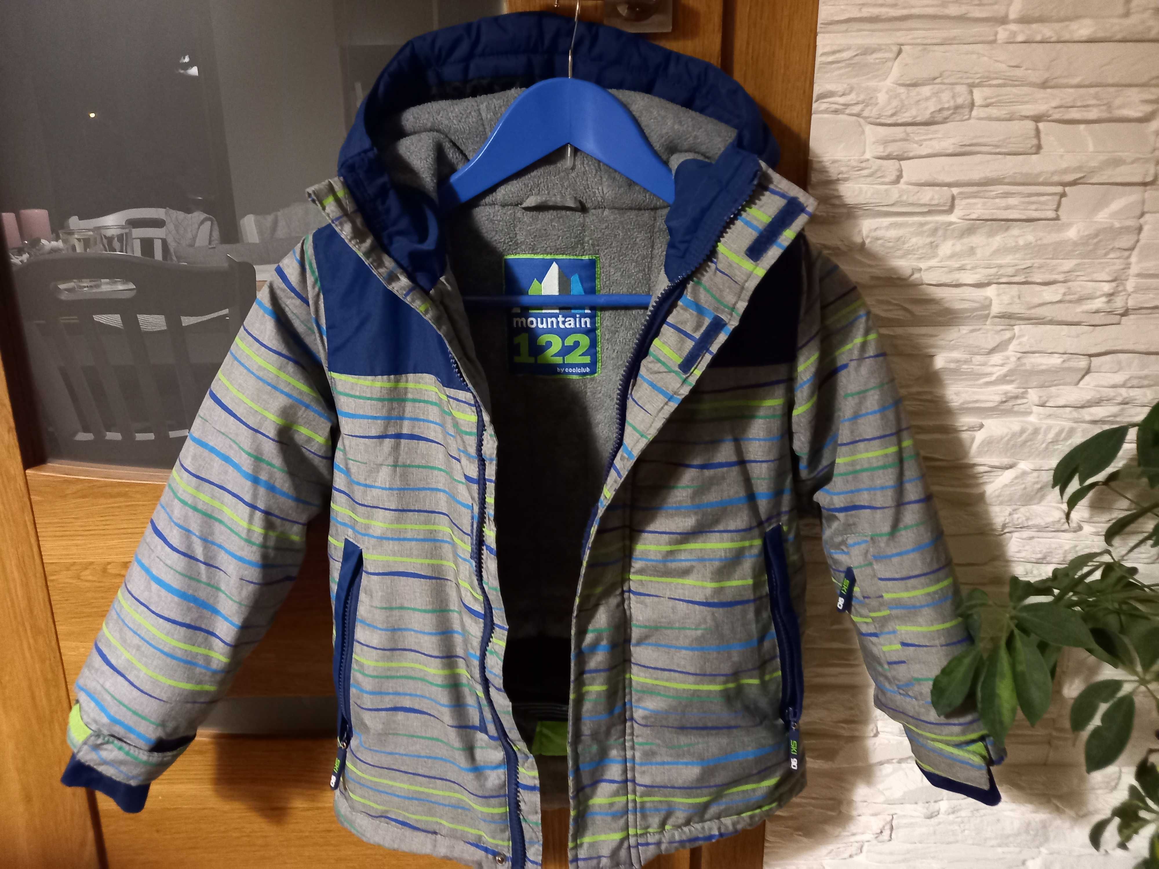 Sprzedam zimową/narciarską kurtkę dla chłopca rozmiar 122 - super stan