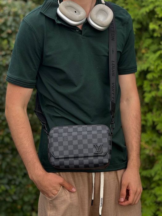 Сумка Louis Vuitton мужская кожная сумка через плечо LV / Луи Витон Лв