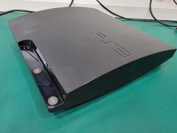 Playstation 3 com 2 comandos DualShock 3