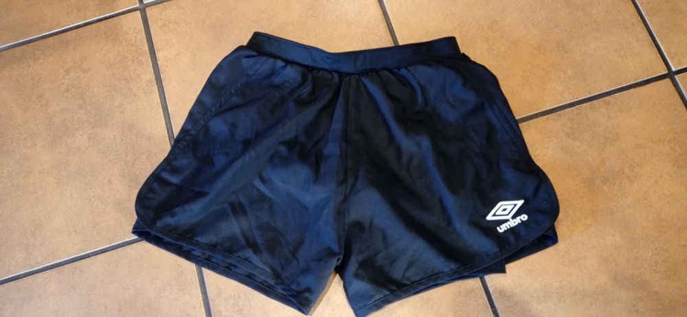 Nowe spodenki sportowe Umbro z leginsami