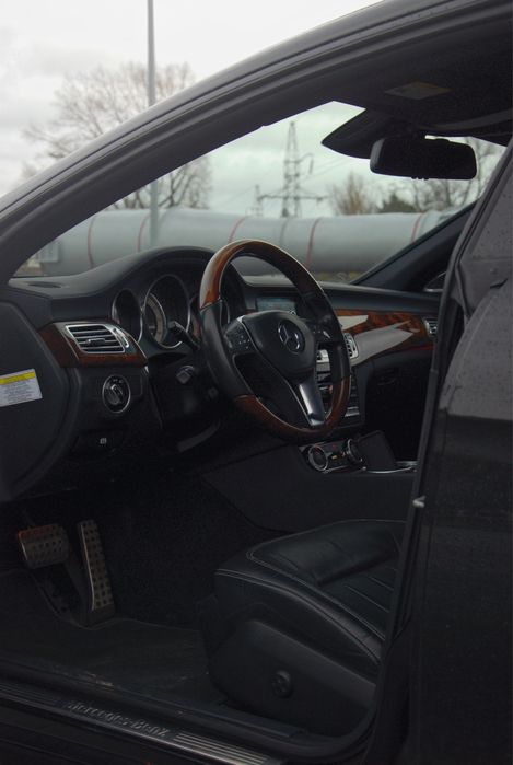 Mercedes cls 550 4 matic 500 km sprzedam lub zamienie