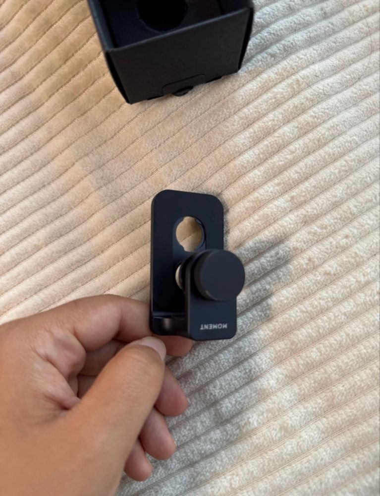 Moment universal mount
