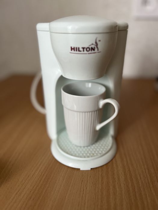 Компактна крапельна кавоварка HILTON KA5414