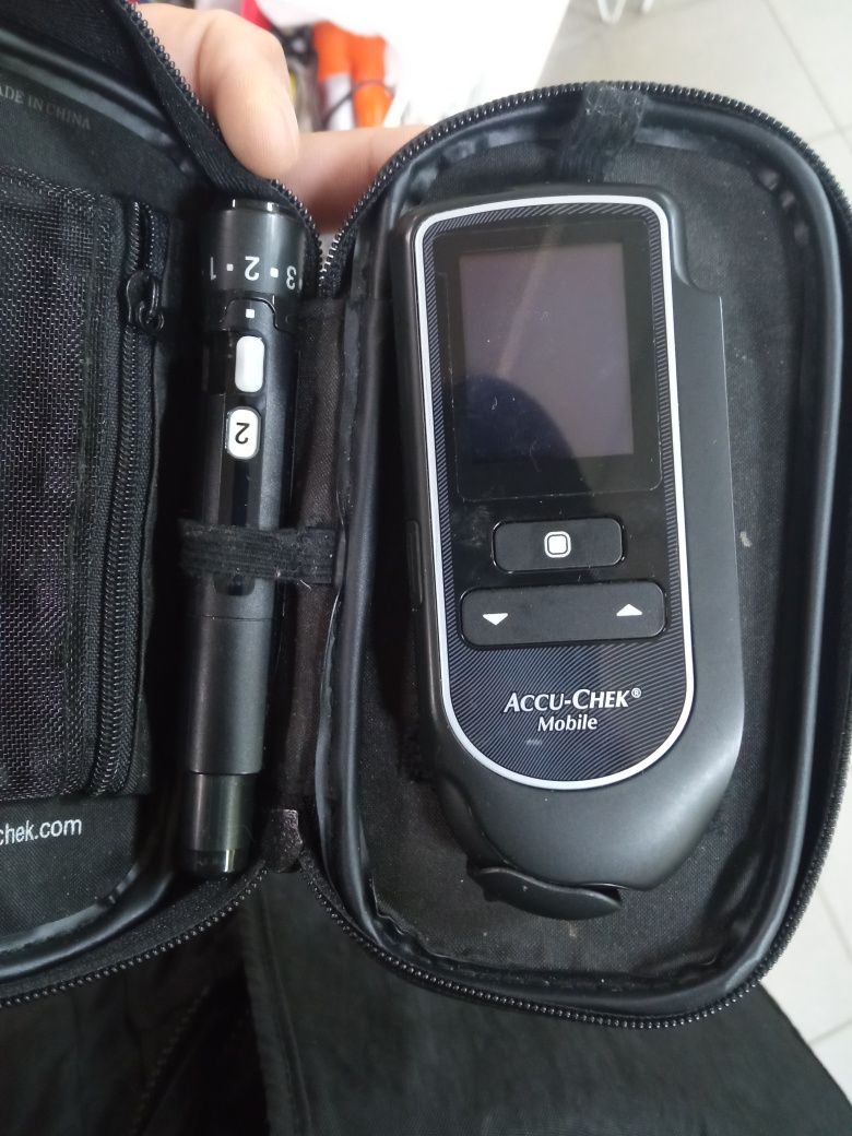 Глюкометр Accu Check Mobile