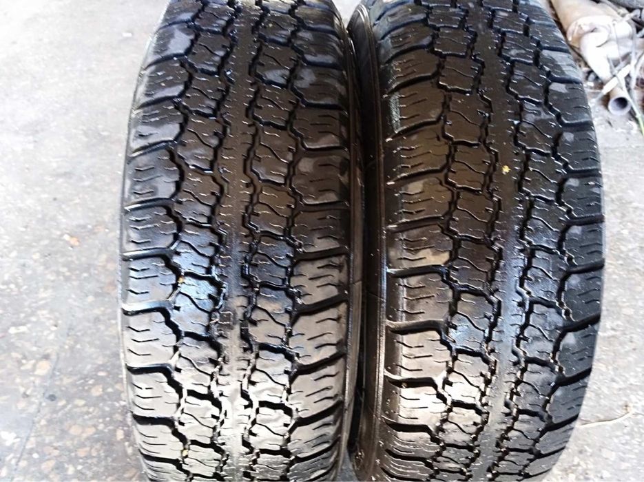 Продам резину майже нова 175-70 р13  1200 /шт  Всього 2 штуки