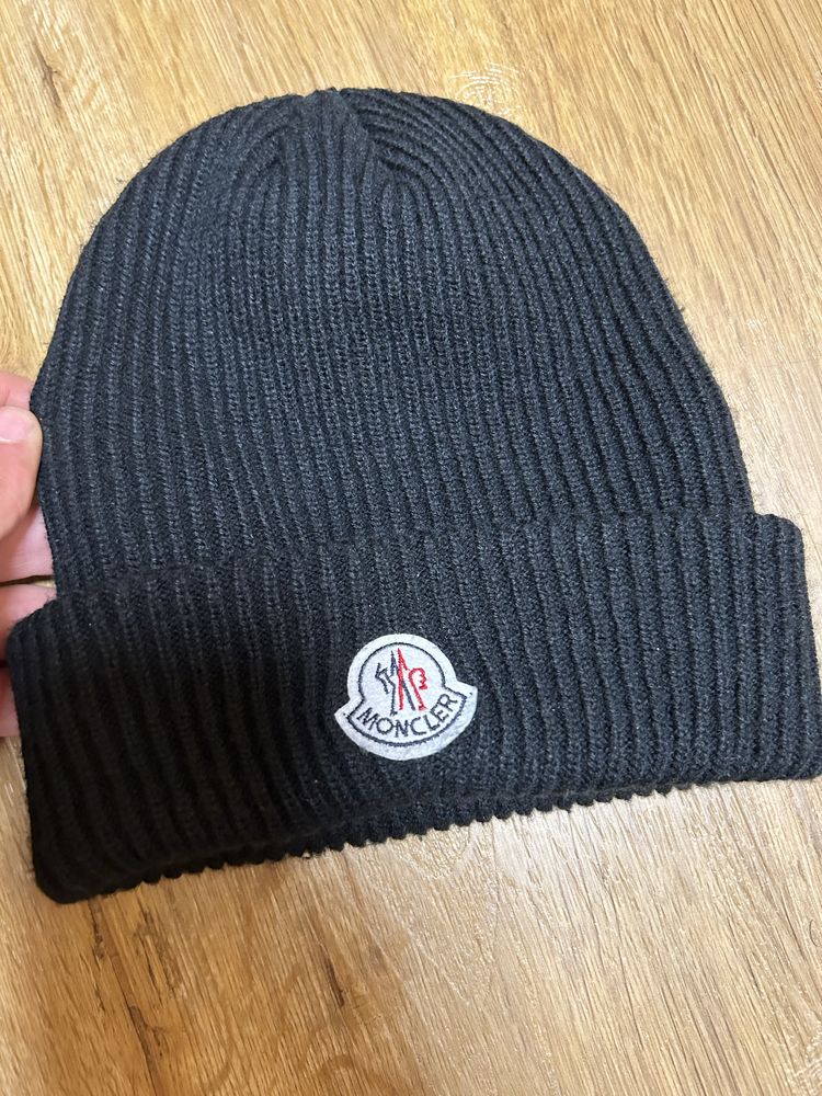 Gorro Moncler Preto