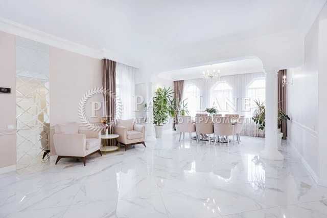 Продаж 3 поверхового будинку, Святопетрівське. Крюківщина, Вишневе