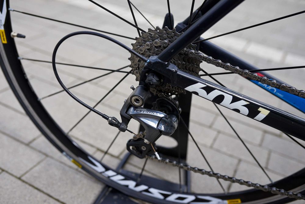 Rower B'TWIN ULTRA 720 AF szosa, CARBON widelec, 2 x11