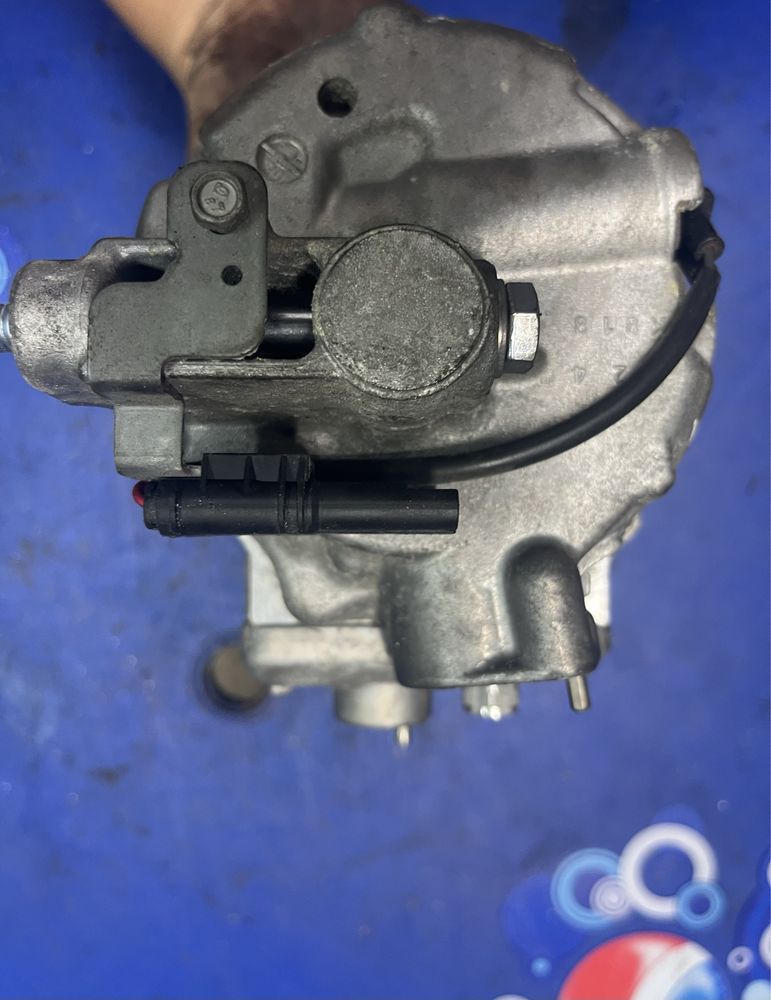 Compressor ar condicionado Bmw M4 f32 f82