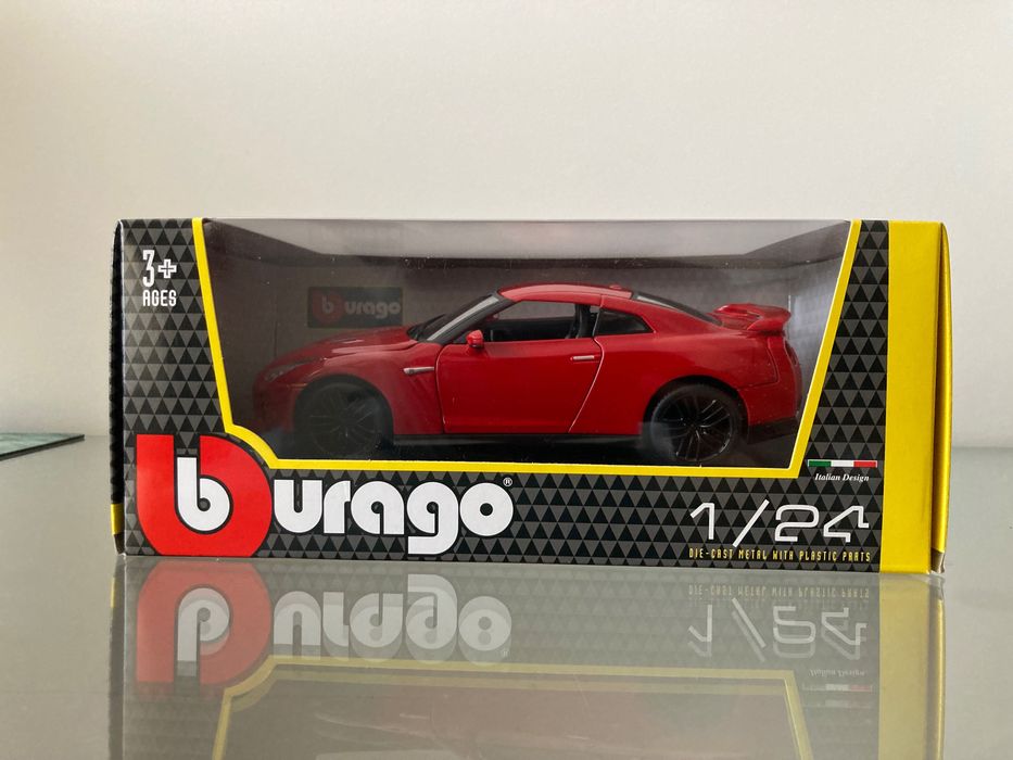 Bburago 2017 Nissan GT-R