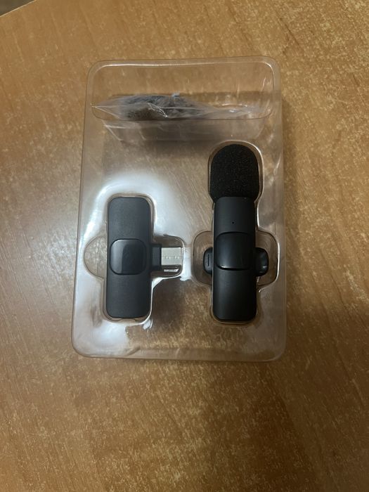 Мікрофон петличний