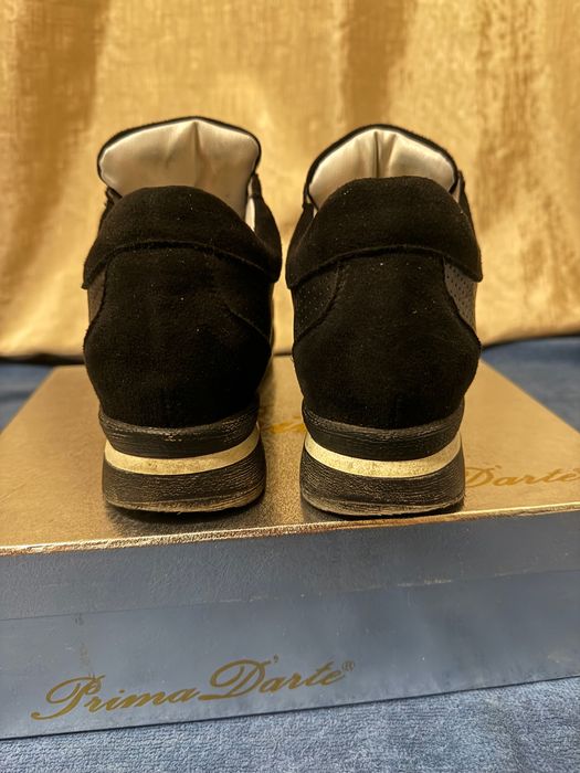 Кросівки жіночі р. 39