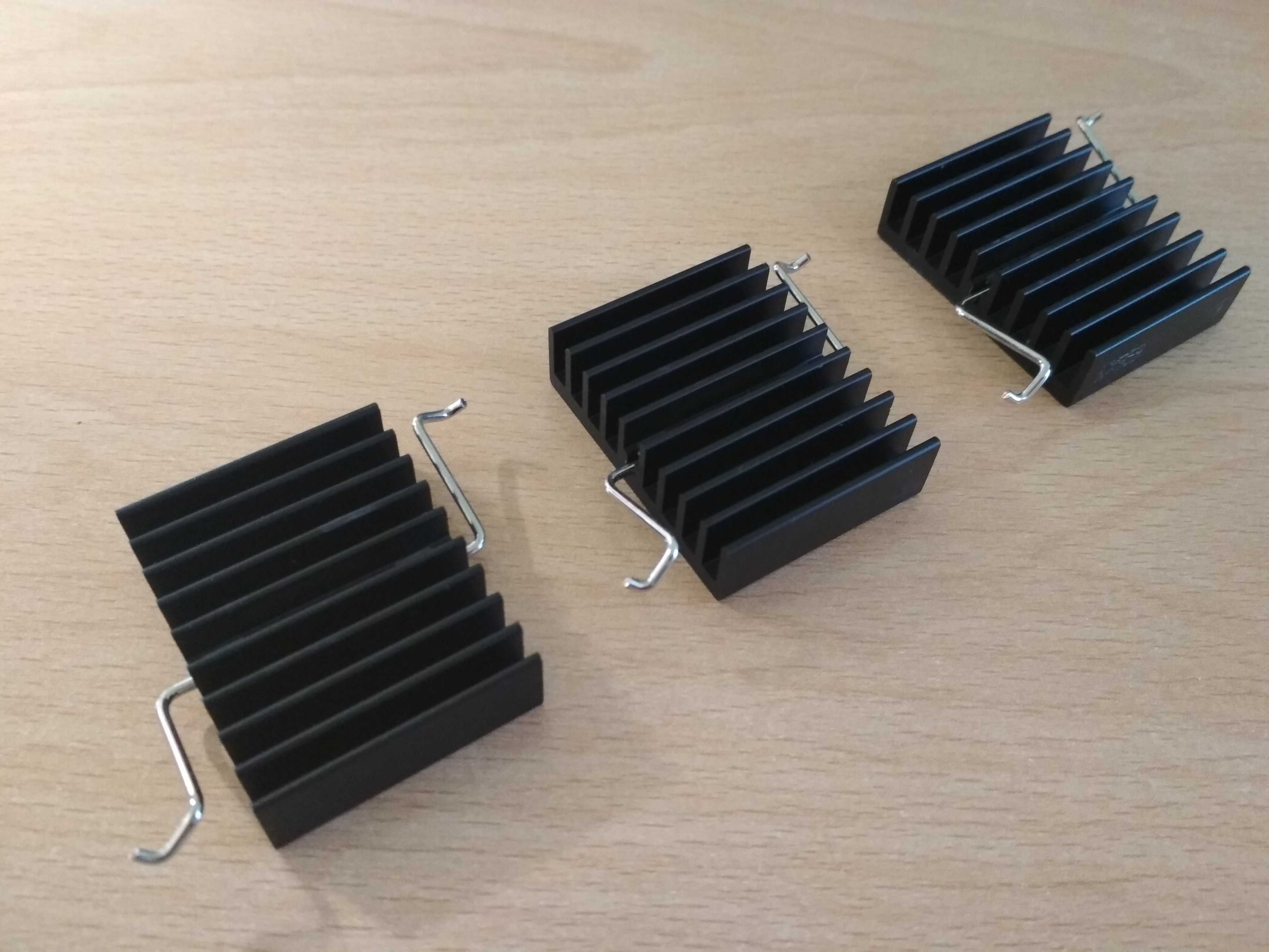 Aluminum heatsink (алюминиевые теплоотводы/радиаторы) 41x32x11мм