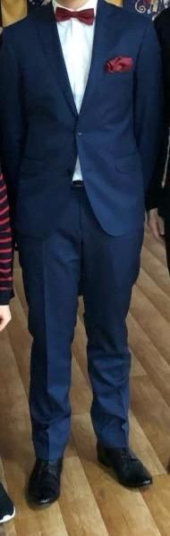 Garnitur ze spodniami i muchą