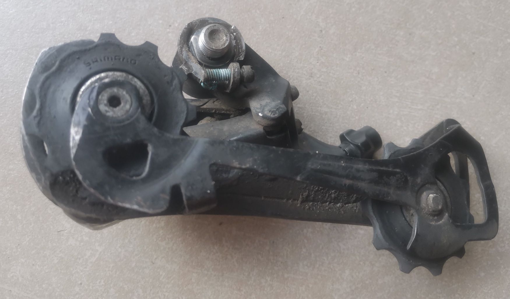 Tylna przerzutka SHIMANO SORA model RS-R3000 do napędu 2x9 3x9